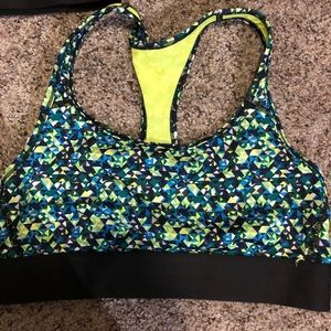 Vs sports bra